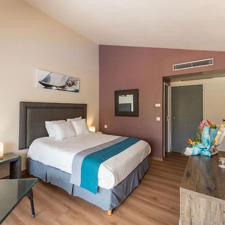 Hotel Fleur D'Epee 르 고지에 외부 사진